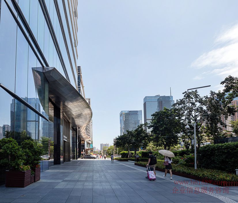 皇庭中心【皇庭中心大厦】一楼大门口图片