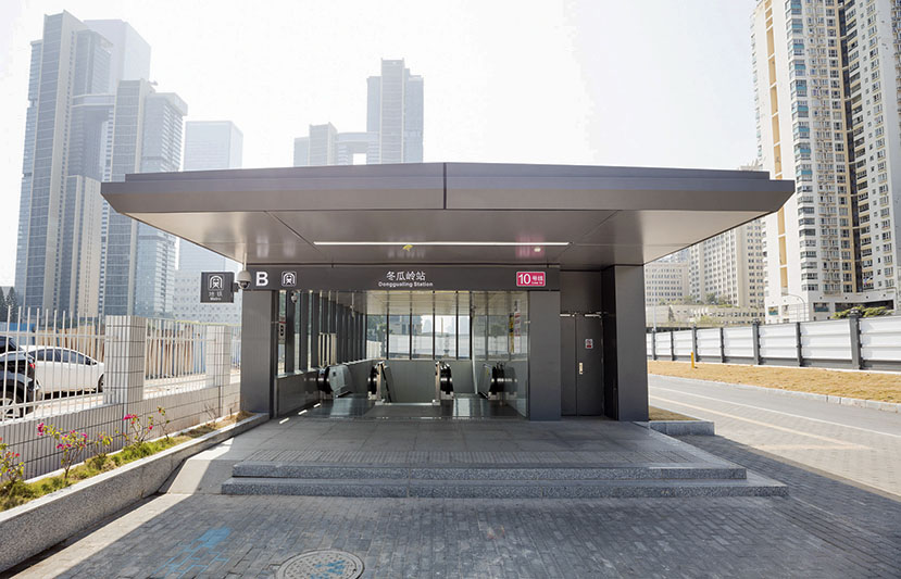 地铁:冬瓜岭站B出口:451米、深圳地铁10号线:坂田线:福田口岸站到双拥街站