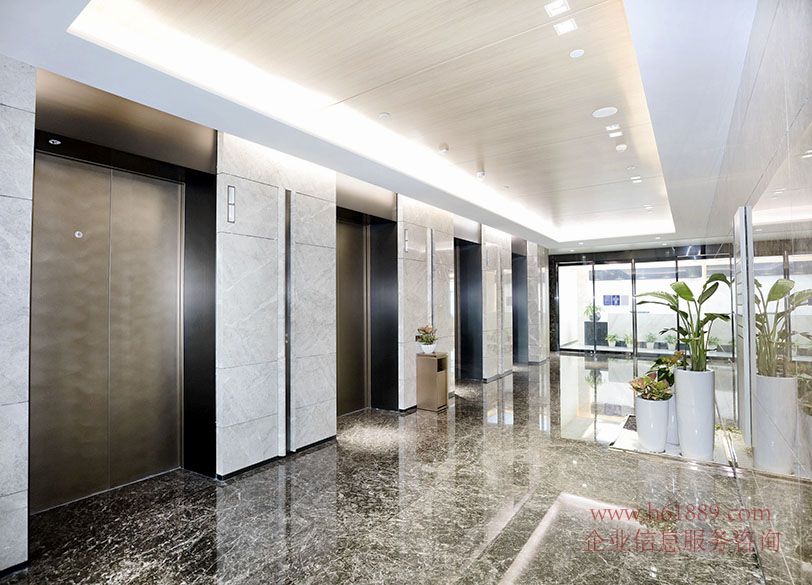 京地大厦 岗厦地铁站 D出入口 地铁1号线【罗宝线】地铁10号线【坂田线】出租 电梯厅图片